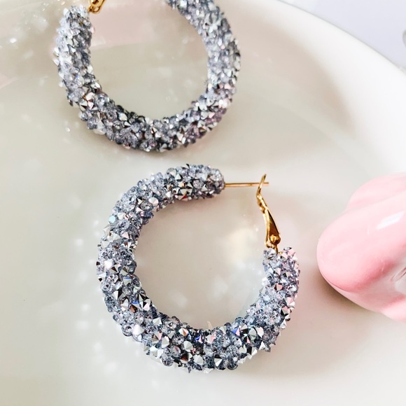 ASOS Dazzling Stone Hoop Earrings Gray - Picture 6 of 8
